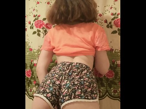 ❤️ Seksi mlada beba skida šorc pred kamerom Kurve kod nas ️❤