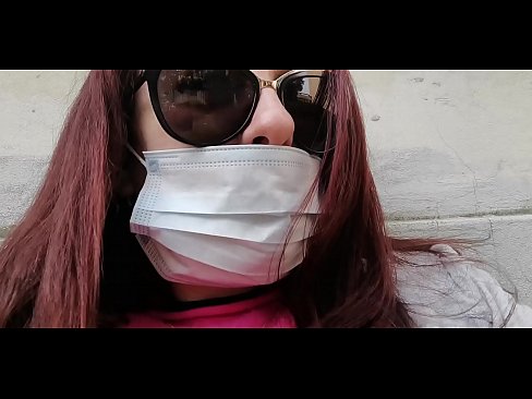 ❤️ Nicoletta se osveti svom komšiji i piški u njegovoj garaži (Specijalni italijanski karantin Covid19) Kurve kod nas ️❤